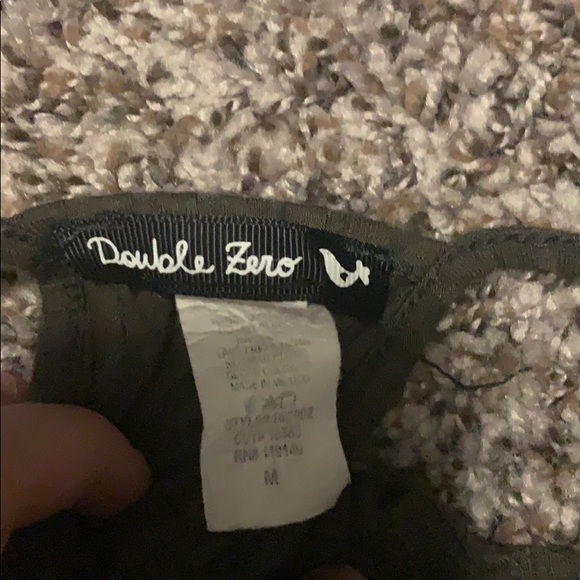 Halter tank top - Picture 3 of 3